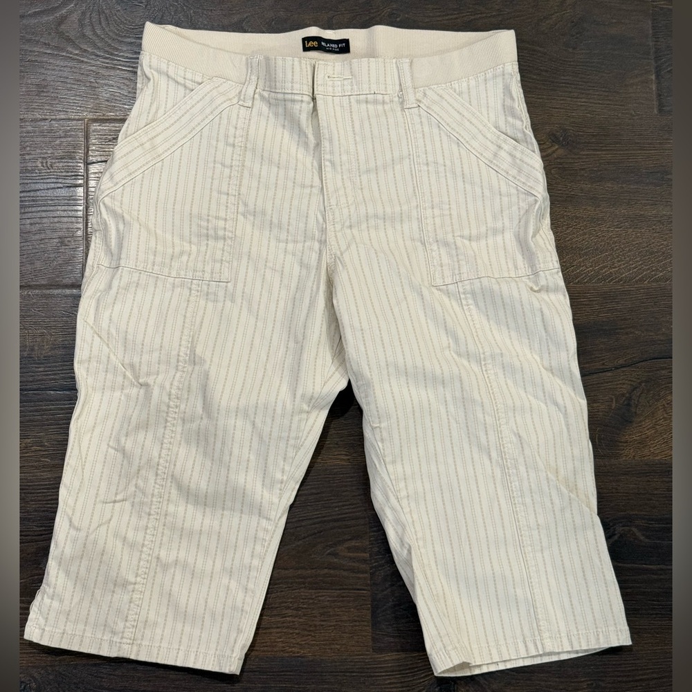 Lee Beige Striped Capris